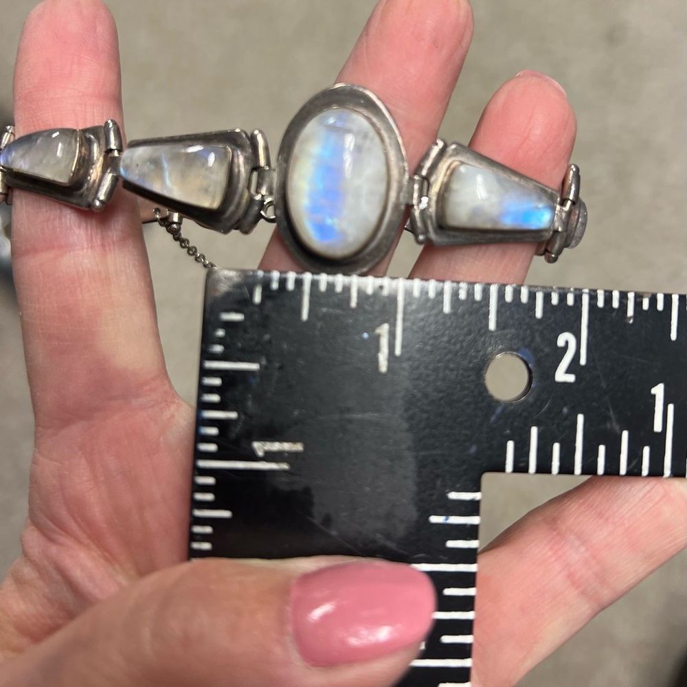 Gorgeous Vintage Sterling Rainbow Moonstone Link Bracelet - Picture 8 of 9